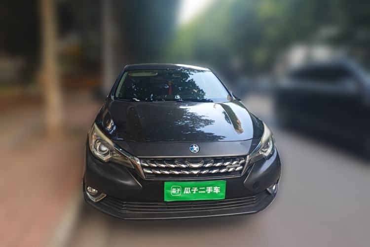Used Venucia T90 2017 2.0L Manual ChenShang Edition Front