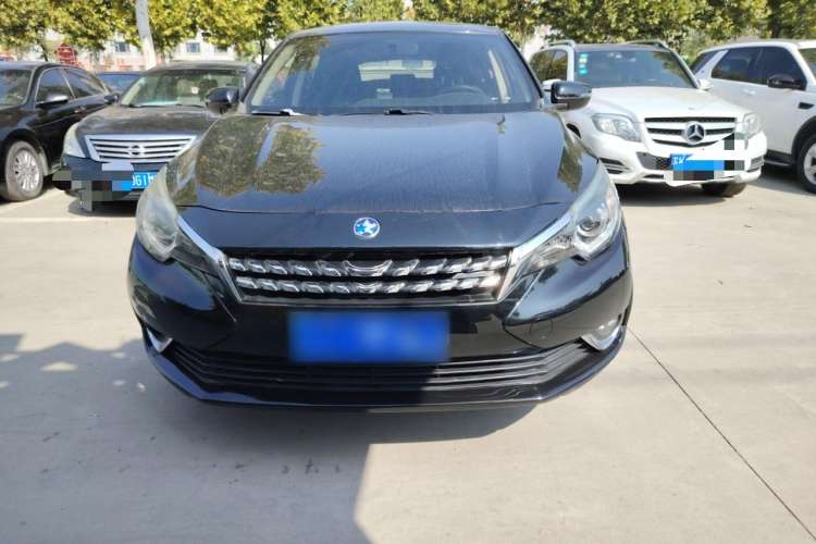 Used Venucia T90 2017 2.0L Manual ChenShang Edition Front