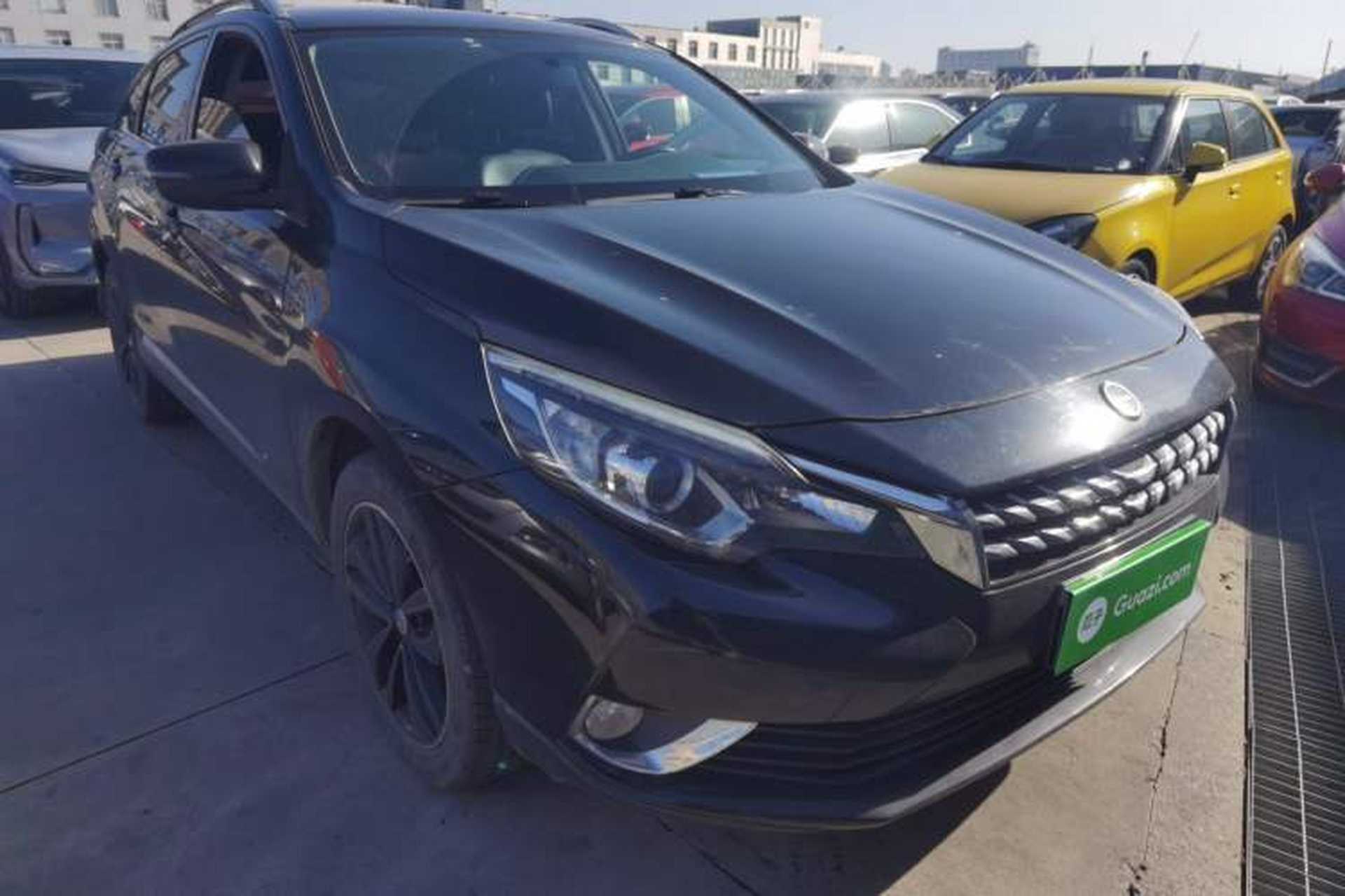 Used Venucia T90 2017 2.0L CVT Smart Edition Front Right 45 Deg