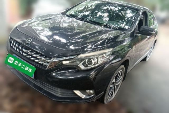 Used Venucia T90 2017 2.0L Manual Fashion Edition