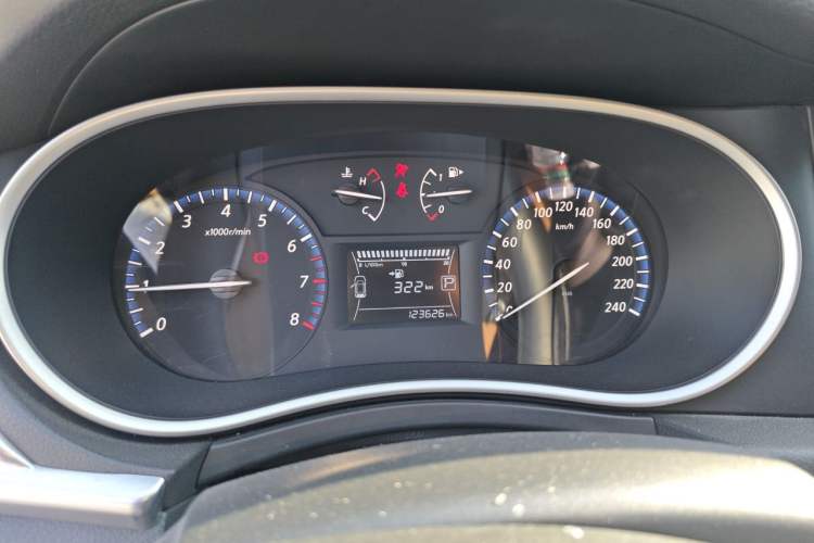 Used Venucia T90 2017 2.0L CVT Smart Edition Instrument Cluster