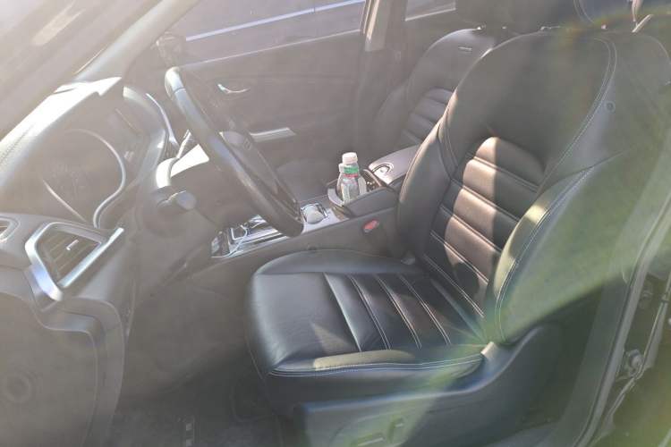 Used Venucia T90 2017 2.0L CVT Smart Edition Left Front Seat