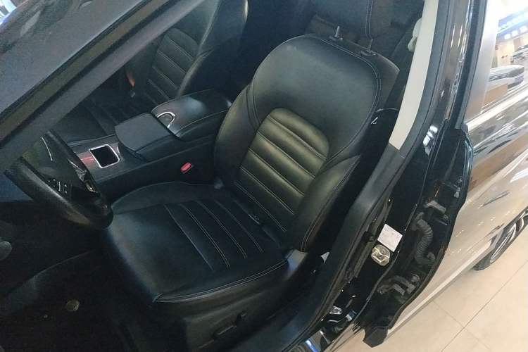 Used Venucia T90 2017 2.0L CVT Smart Edition Left Front Seat