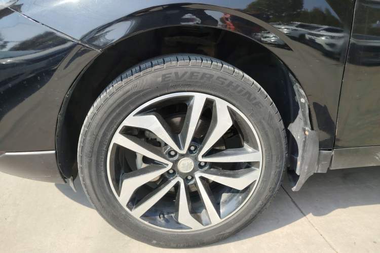 Used Venucia T90 2017 2.0L Manual ChenShang Edition Left Front Wheel Hub