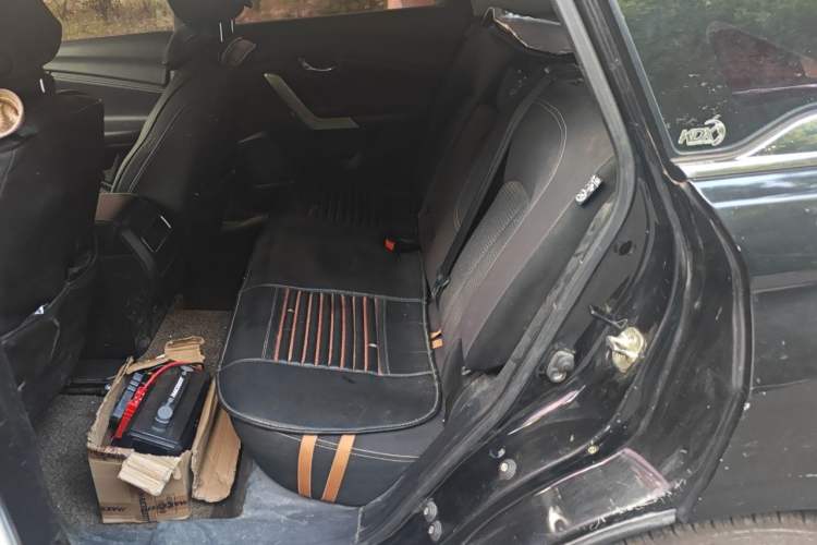 Used Venucia T90 2017 2.0L Manual ChenShang Edition Left Rear Seat