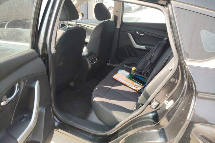 Used Venucia T90 2017 2.0L Manual ChenShang Edition Left Rear Seat