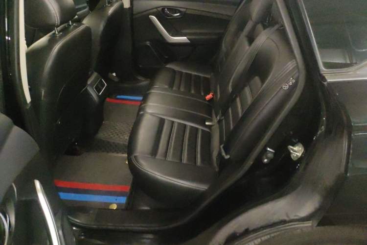 Used Venucia T90 2017 2.0L CVT Smart Edition Left Rear Seat
