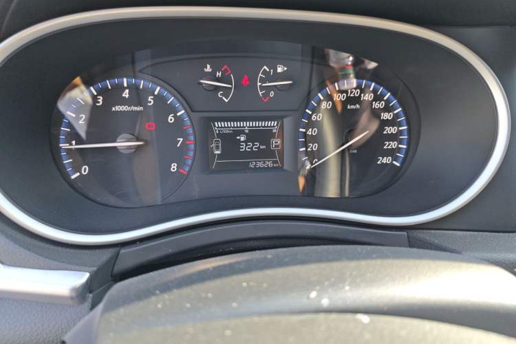 Used Venucia T90 2017 2.0L CVT Smart Edition Odometer Close Up
