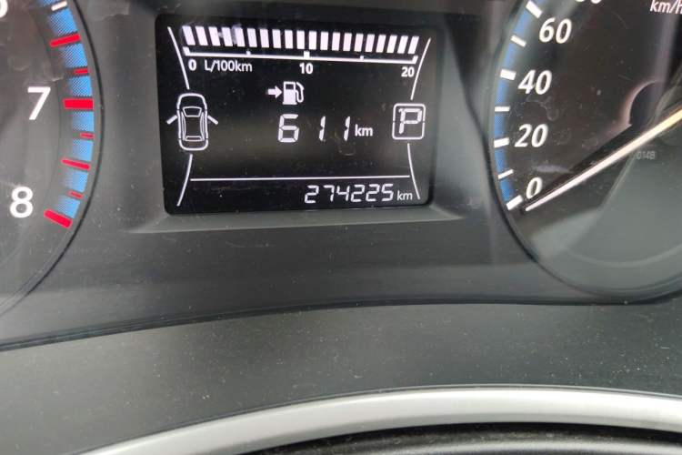 Used Venucia T90 2017 2.0L CVT Smart Edition Odometer Close Up