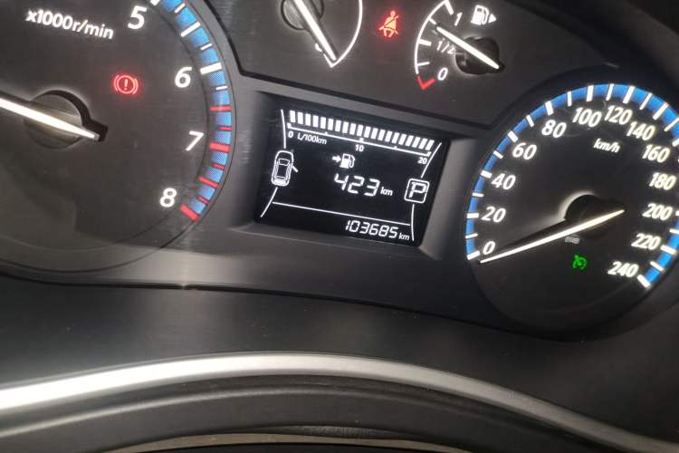 Used Venucia T90 2017 2.0L CVT Smart Edition Odometer Close Up