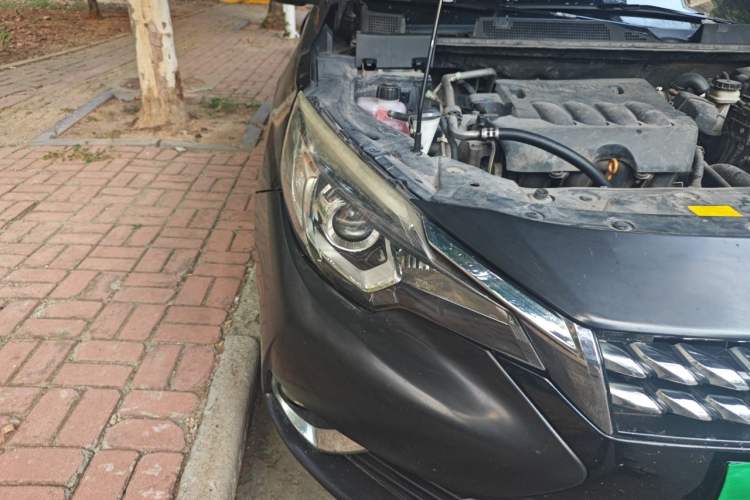Used Venucia T90 2017 2.0L Manual ChenShang Edition Right Front Headlight
