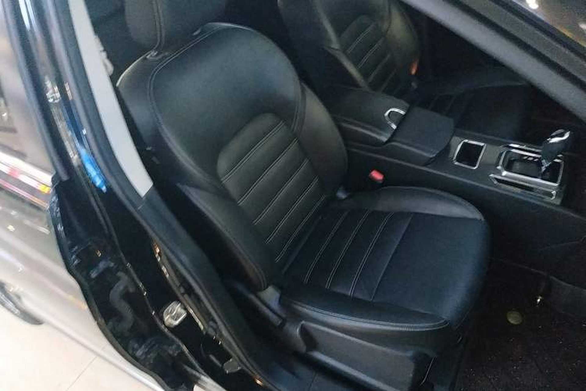Used Venucia T90 2017 2.0L CVT Smart Edition Right Front Seat