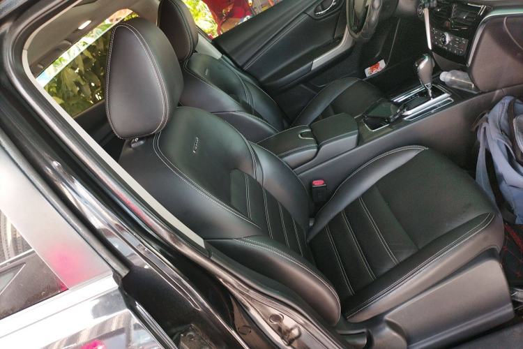 Used Venucia T90 2017 2.0L CVT Smart Edition Right Front Seat