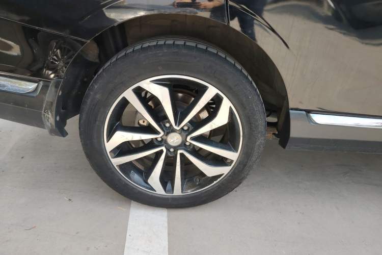 Used Venucia T90 2017 2.0L Manual ChenShang Edition Right Rear Wheel Hub