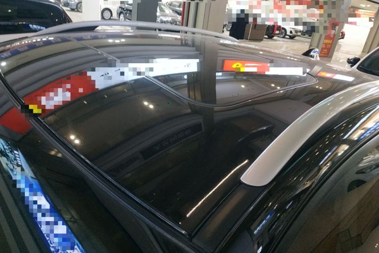 Used Venucia T90 2017 2.0L CVT Smart Edition Roof