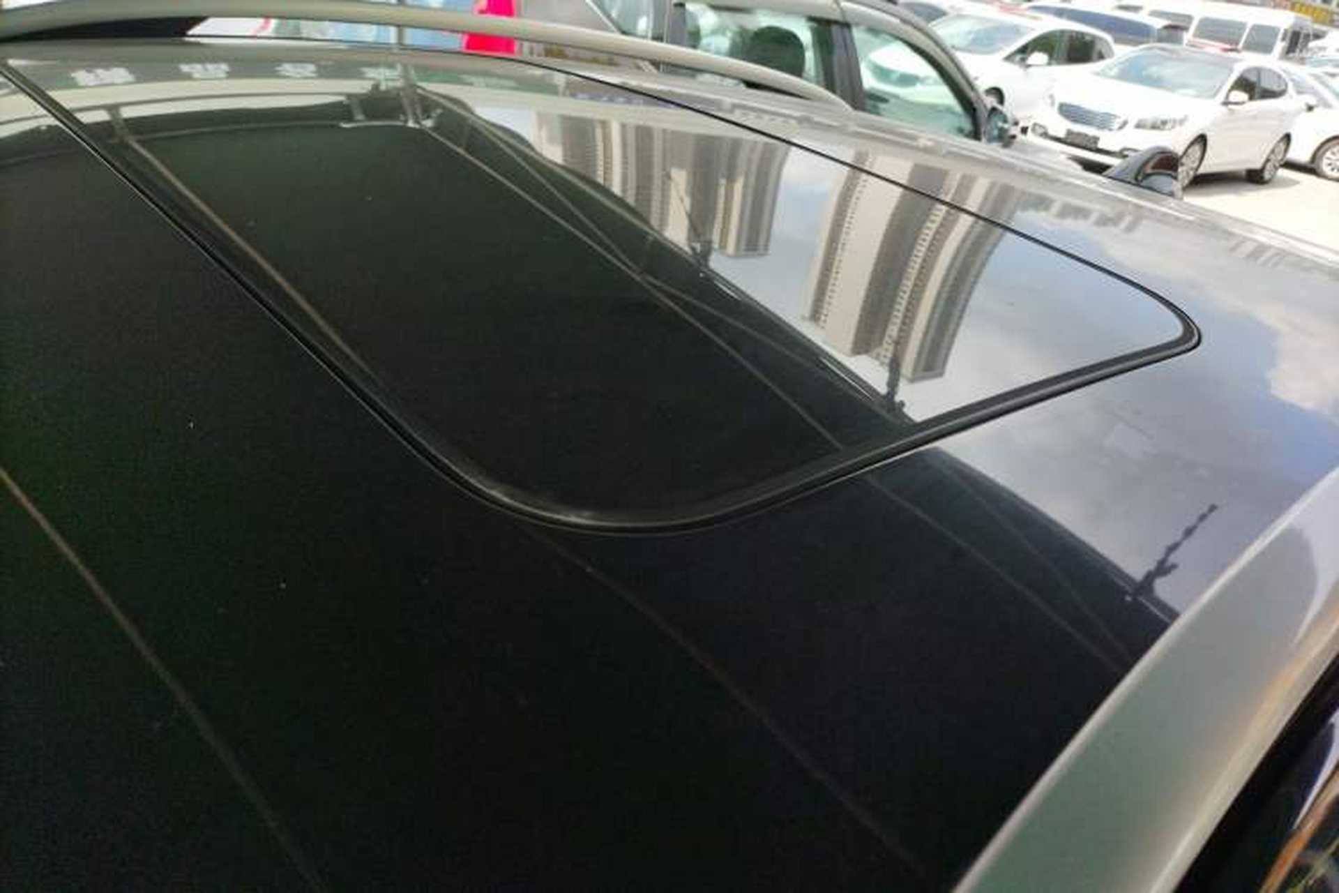 Used Venucia T90 2017 2.0L CVT Smart Edition Roof