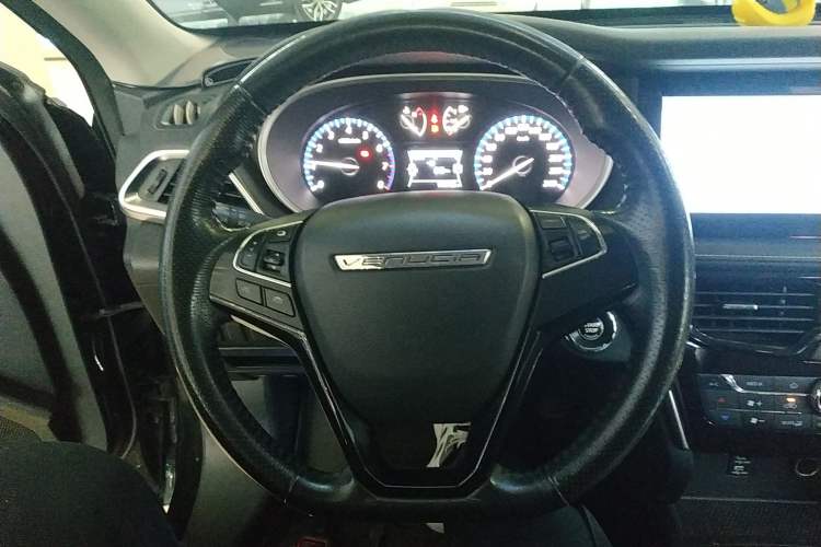 Used Venucia T90 2017 2.0L CVT Smart Edition Steering Wheel