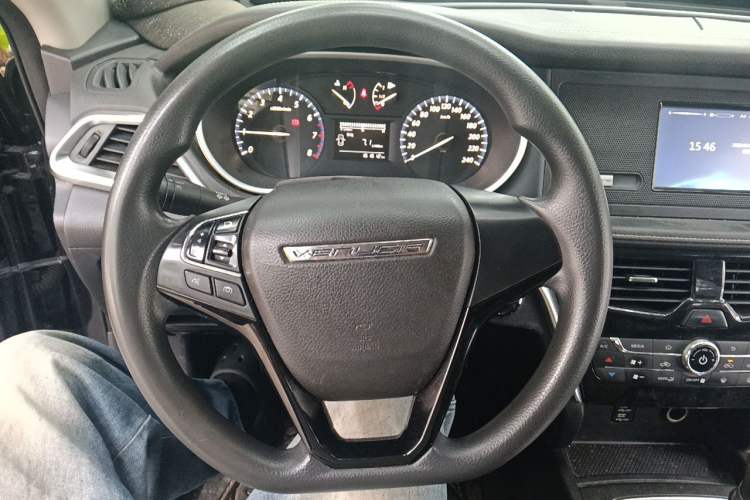 Used Venucia T90 2017 2.0L Manual Fashion Edition Steering Wheel