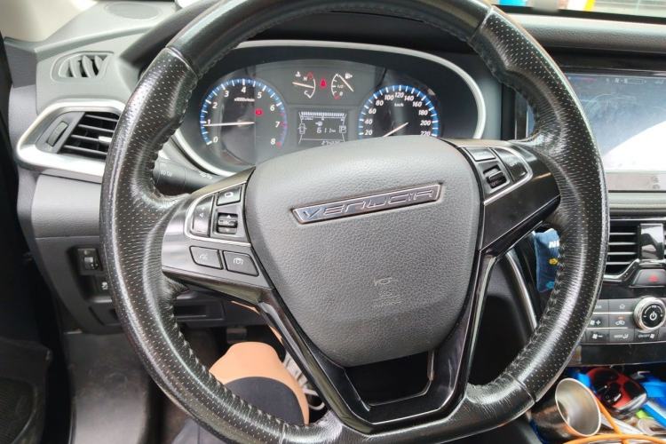 Used Venucia T90 2017 2.0L CVT Smart Edition Steering Wheel
