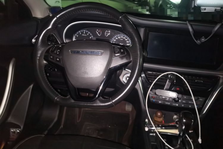 Used Venucia T90 2017 2.0L CVT Smart Edition Steering Wheel