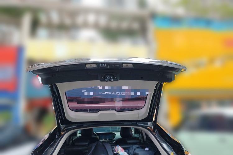 Used Venucia T90 2017 2.0L CVT Smart Edition Trunk