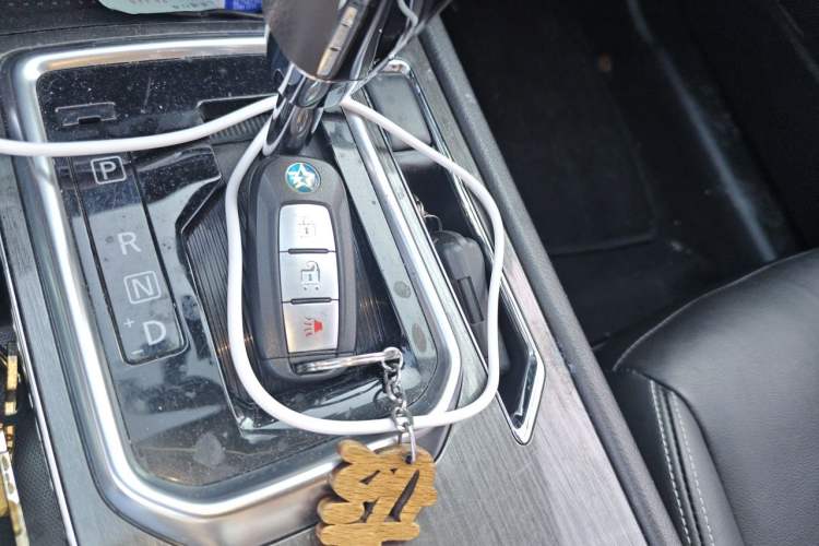 Used Venucia T90 2017 2.0L CVT Smart Edition Vehicle Key