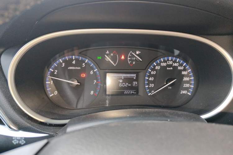 Used Venucia T90 2017 2.0L CVT Smart Edition Instrument Cluster