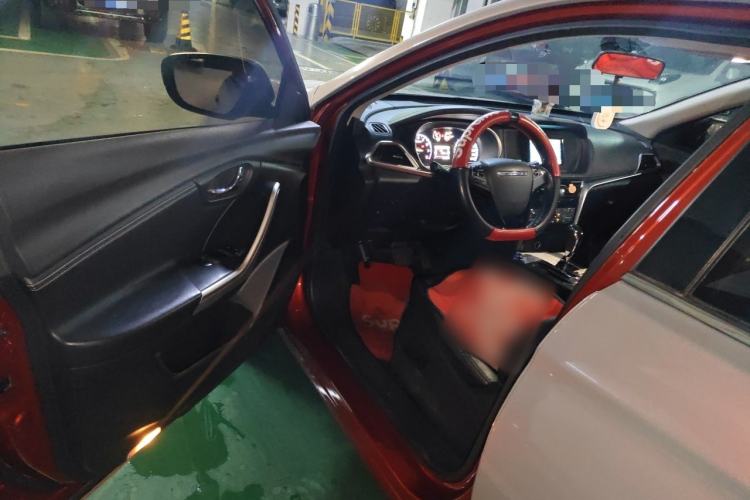 Used Venucia T90 2017 2.0L CVT Smart Edition Driver Seat