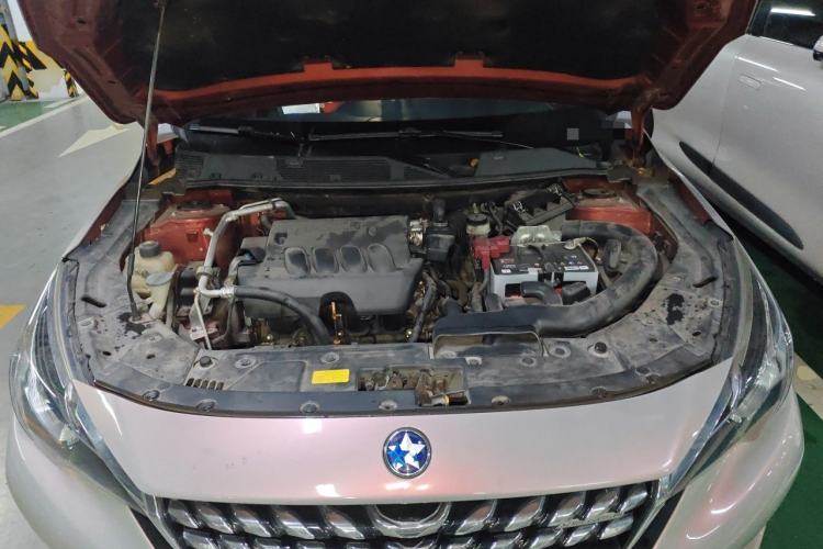 Used Venucia T90 2017 2.0L CVT Smart Edition Engine Bay