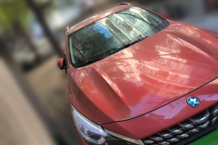 Used Venucia T90 2017 2.0L CVT Leading Edition Front Right 45 Deg