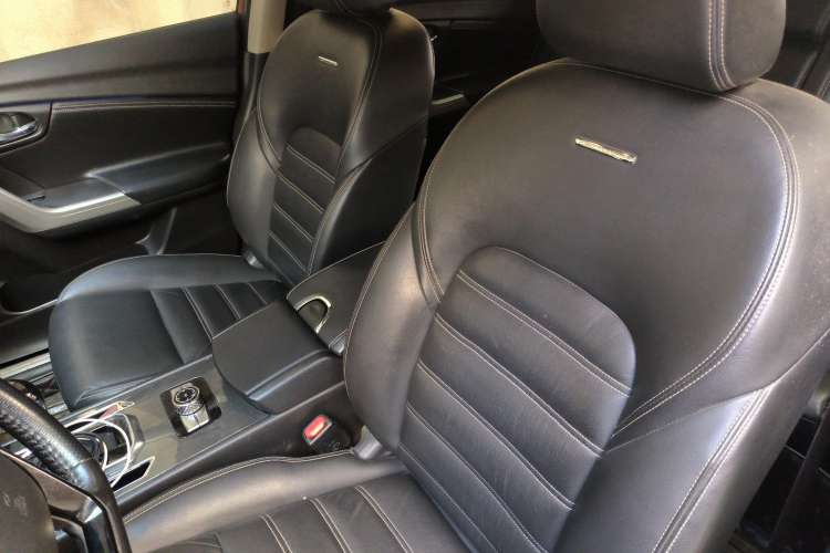 Used Venucia T90 2017 2.0L CVT Leading Edition Left Front Seat