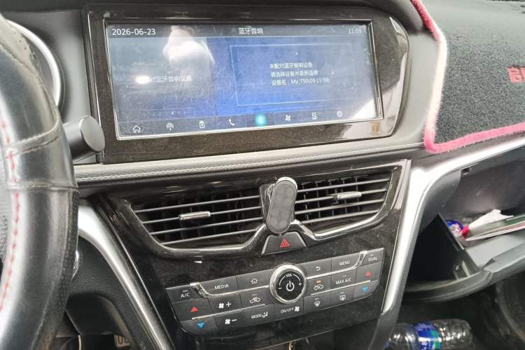 Used Venucia T90 2017 2.0L Manual ZhiShang Edition Audio And AC Panel