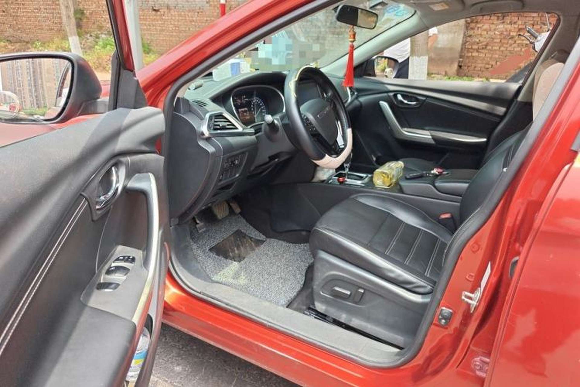 Used Venucia T90 2017 2.0L CVT Smart Edition Driver Seat