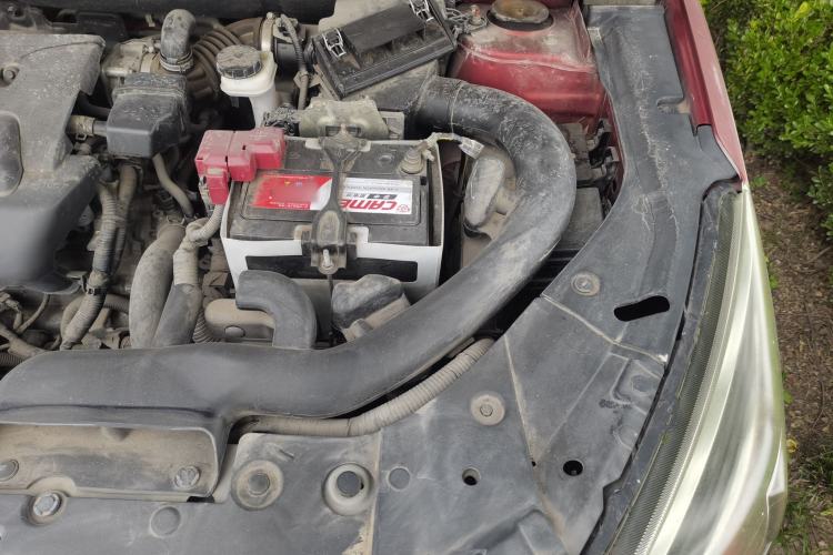 Used Venucia T90 2017 2.0L CVT Smart Edition Engine Bay Left