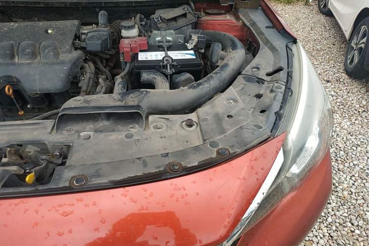 Used Venucia T90 2017 2.0L Manual ZhiShang Edition Engine Bay Left