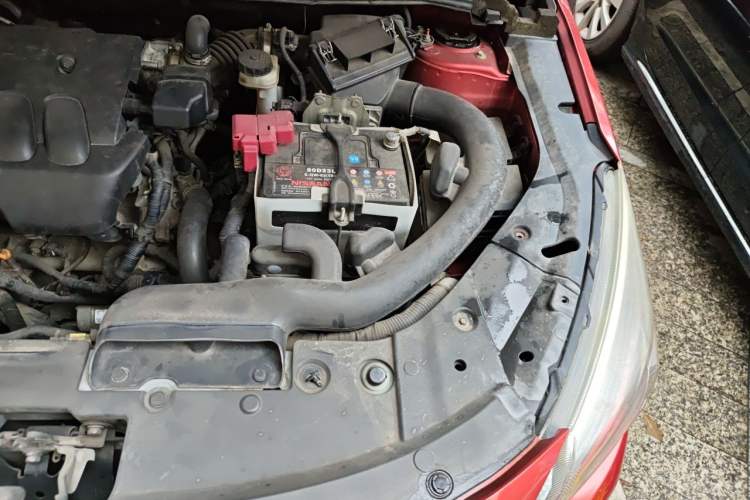 Used Venucia T90 2017 2.0L CVT Smart Edition Engine Bay Left