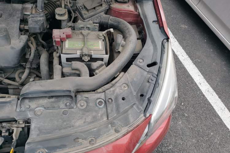 Used Venucia T90 2017 2.0L CVT Smart Edition Engine Bay Left