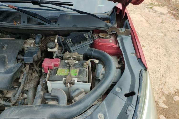 Used Venucia T90 2017 2.0L CVT Smart Edition Engine Bay Left