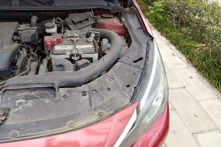 Used Venucia T90 2017 2.0L Manual ZhiShang Edition Engine Bay Left
