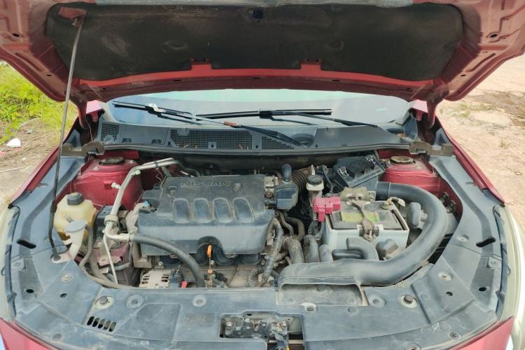 Used Venucia T90 2017 2.0L CVT Smart Edition Engine Bay
