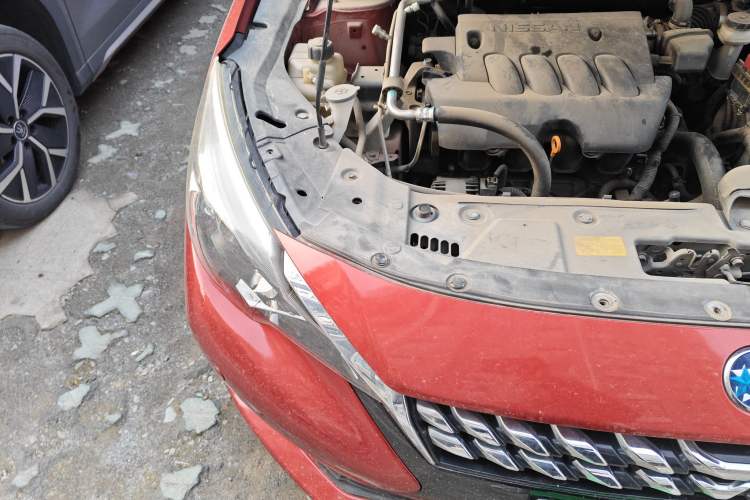 Used Venucia T90 2017 2.0L CVT Smart Edition Engine Bay Right