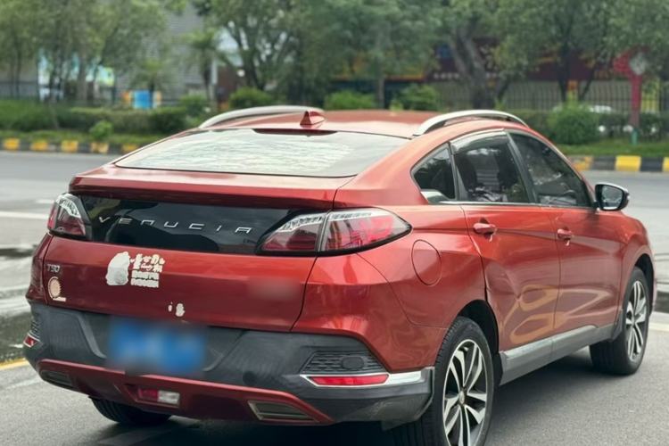 Used Venucia T90 2017 2.0L Manual ZhiShang Edition Exterior 4