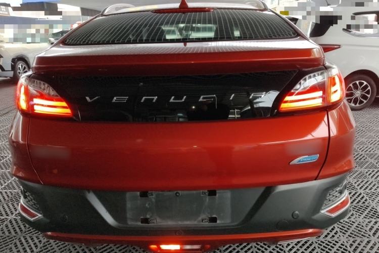 Used Venucia T90 2017 2.0L CVT Leading Edition Exterior 4