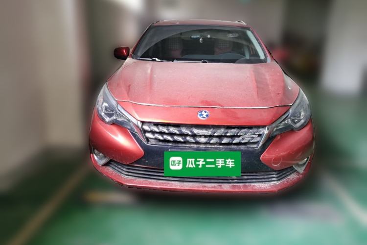 Used Venucia T90 2017 2.0L CVT Leading Edition Front