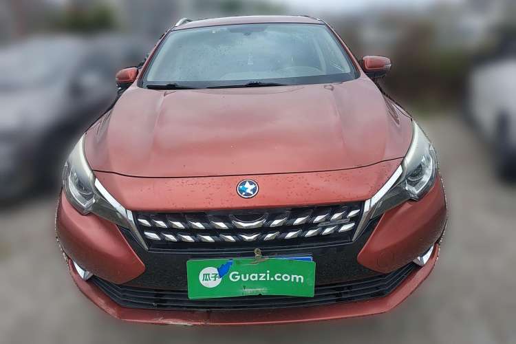Used Venucia T90 2017 2.0L Manual ZhiShang Edition Front