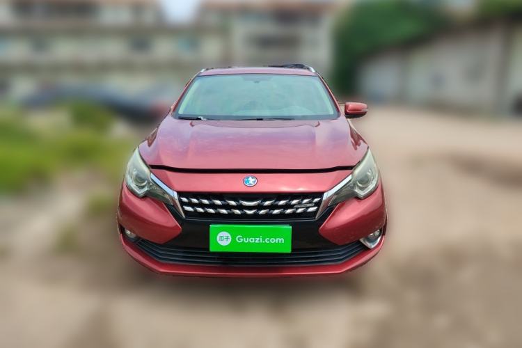 Used Venucia T90 2017 2.0L CVT Smart Edition Front