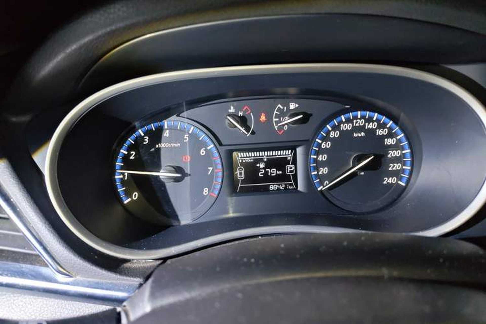 Used Venucia T90 2017 2.0L CVT Fashion Edition Instrument Cluster