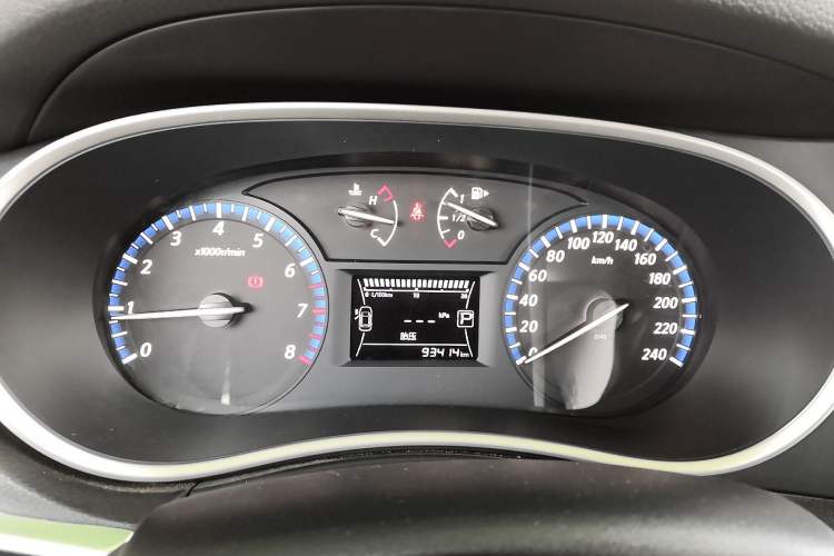 Used Venucia T90 2017 2.0L CVT Smart Edition Instrument Cluster