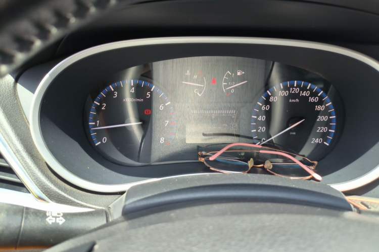 Used Venucia T90 2017 2.0L CVT Smart Edition Instrument Cluster