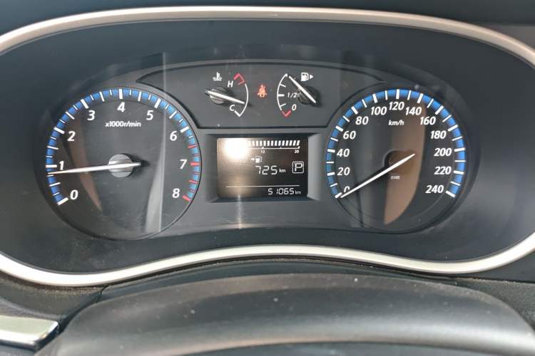 Used Venucia T90 2017 2.0L CVT Smart Edition Instrument Cluster
